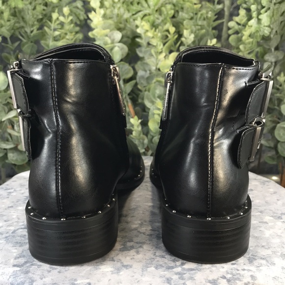 Charles by Charles David Thief Black Silver Studded Ankle Zip Booties WMS 6.5M - Picture 11 of 15